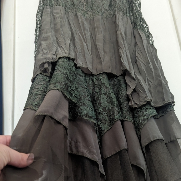 Origami - Layered Olive Green Lace Top - Dress - Picture 2 of 5